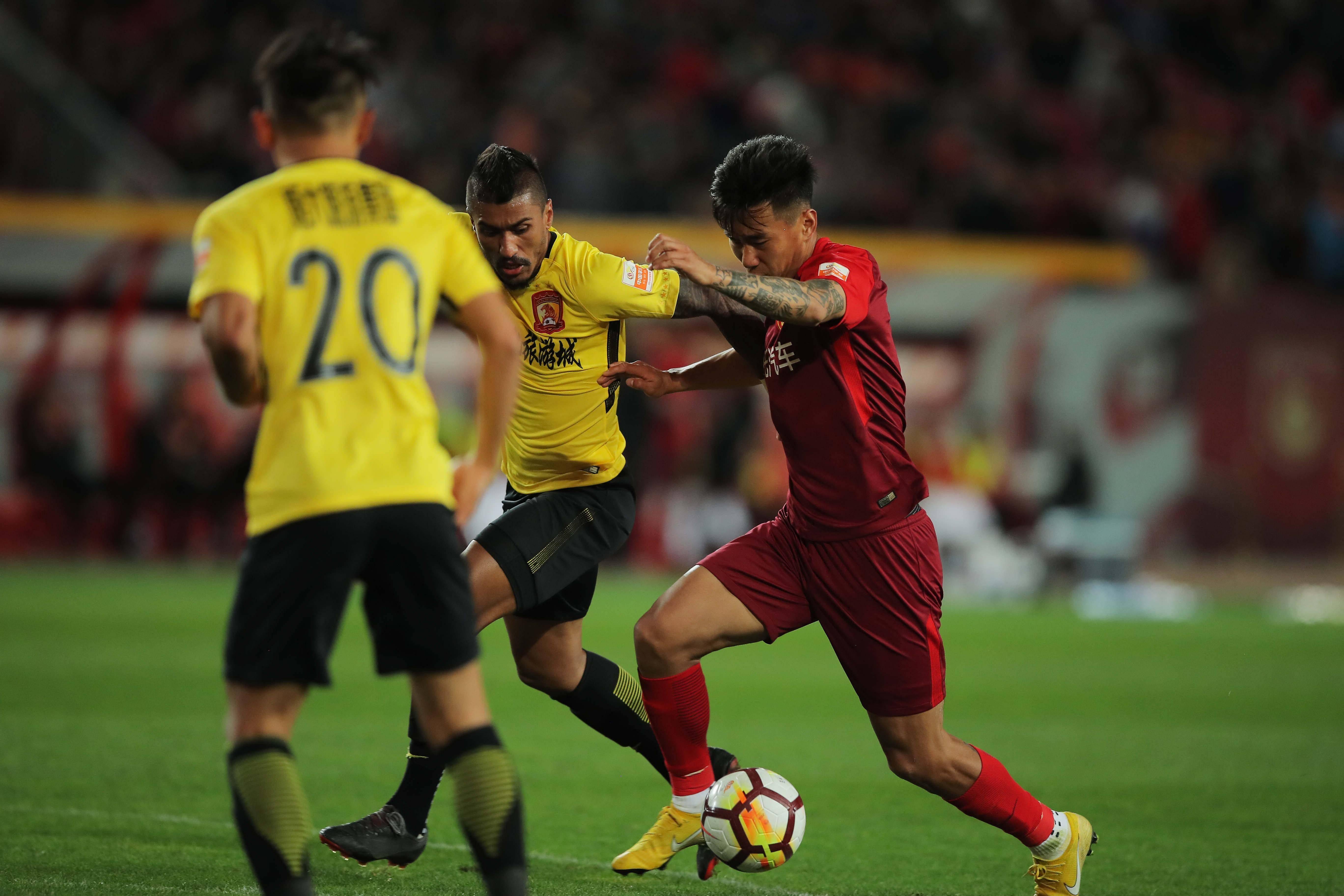 冲刺阶段突围战来临，斯图加特围绕中超豪取连胜，赛场秩序良好，临场指挥获称赞的简单介绍-开云体育下载