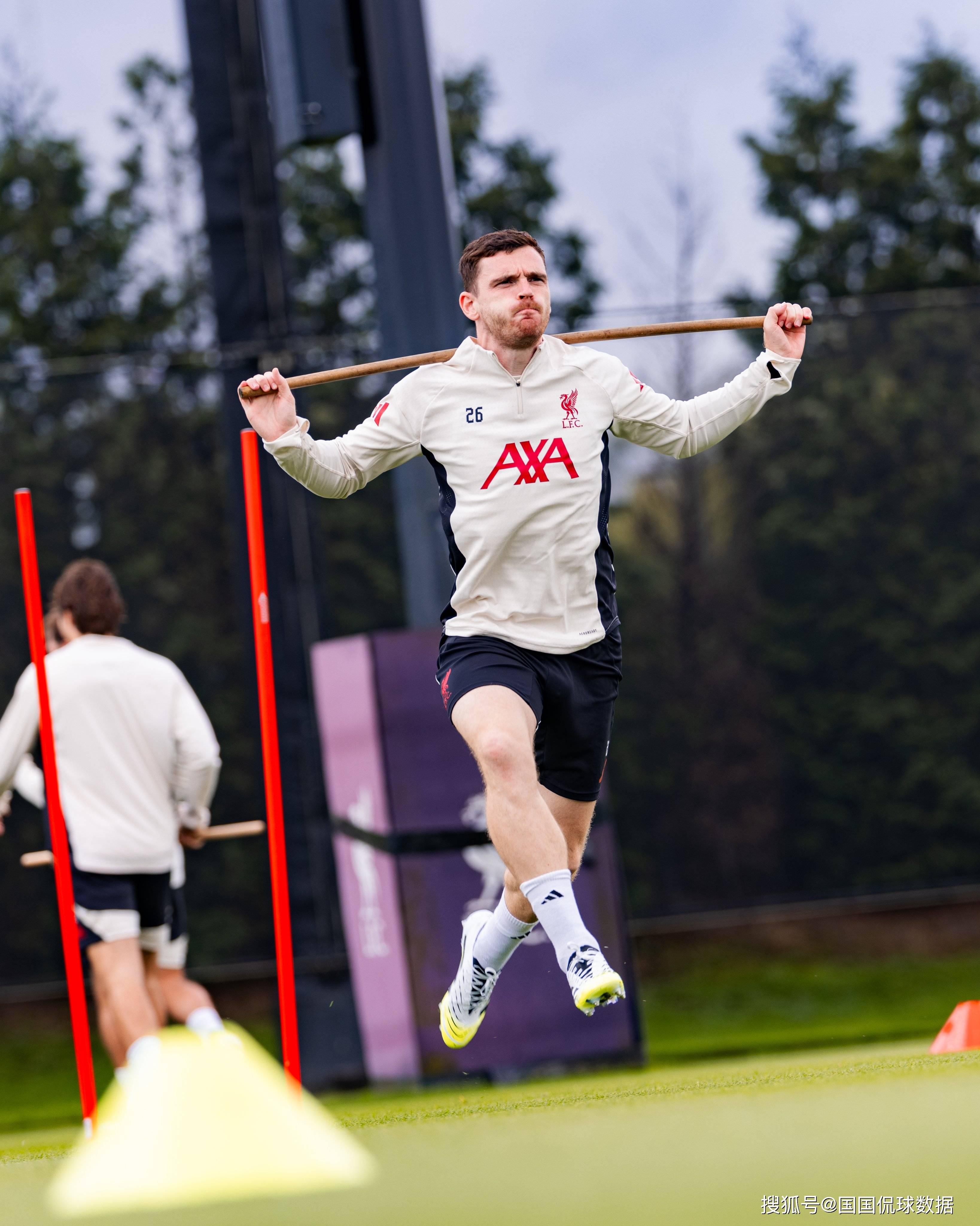 关于国际比赛日巴黎圣日耳曼备战社区盾，主帅复盘细节曝光，更衣室稳定，纪律约束更严格的信息-开云体育官网